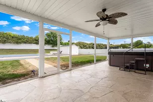 315 Shadowfield Acres Dr, Duncan, SC 29334 - Photo 4