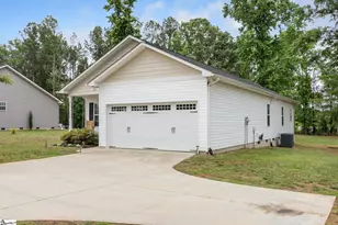 104 Tillotson Rd, Anderson, SC 29621 - Photo 2