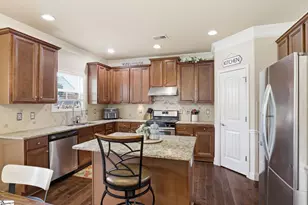 103 Jones Creek Cir, Anderson, SC 29621 - Photo 8