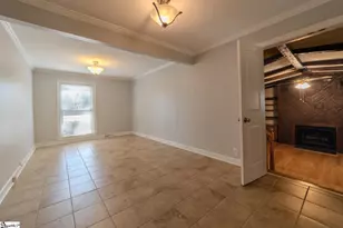 501 Cunningham Rd, Taylors, SC 29687 - Photo 6