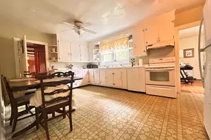 1003 W Main St, Laurens, SC 29360 - Photo 6