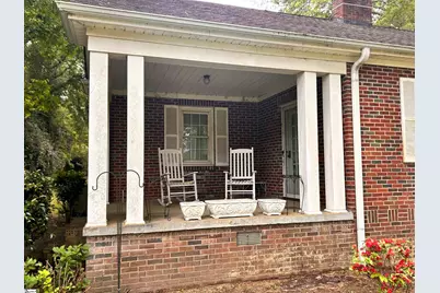1003 W Main Street, Laurens, SC 29360 - Photo 4