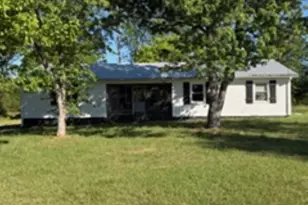 132 Brannon Cir, Inman, SC 29349 - Photo 1