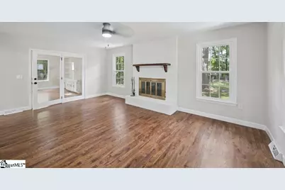 113 Lexington Court, Simpsonville, SC 29681 - Photo 8