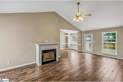 312 Carmichael Court, Boiling Springs, SC 29316 - Photo 4