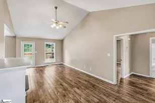 312 Carmichael Ct, Boiling Springs, SC 29316 - Photo 6
