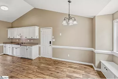 312 Carmichael Court, Boiling Springs, SC 29316 - Photo 8