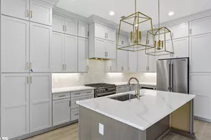 75 McNeil Ct, Greenville, SC 29609 - Photo 8