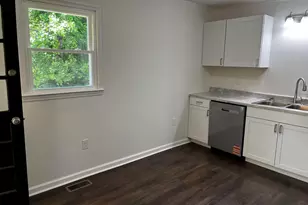 105 Hotel Hill Dr, Landrum, SC 29356 - Photo 6