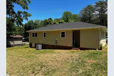 105 Hotel Hill Drive, Landrum, SC 29356 - Photo 14