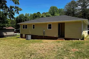 105 Hotel Hill Dr, Landrum, SC 29356 - Photo 14