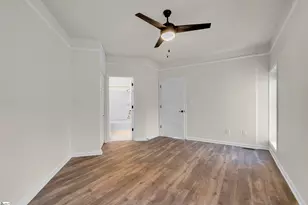 233 N Main St, Greenville, SC 29601 - Photo 14