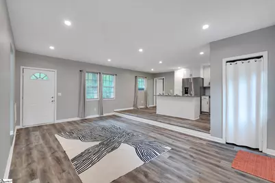 110 Lyons Court, Simpsonville, SC 29681 - Photo 6