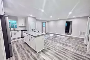 110 Lyons Ct, Simpsonville, SC 29681 - Photo 10