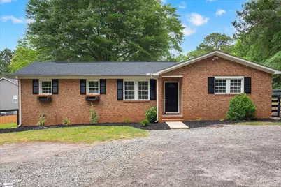 110 Lyons Court, Simpsonville, SC 29681 - Photo 2