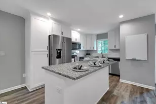 110 Lyons Ct, Simpsonville, SC 29681 - Photo 12