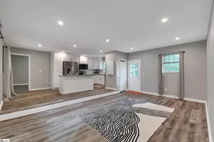 110 Lyons Ct, Simpsonville, SC 29681 - Photo 4