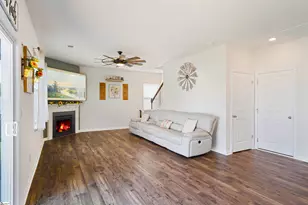 212 Emerald Crk Ave, Greer, SC 29651 - Photo 16