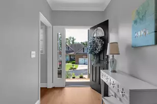305 Glencrest Ct, Greer, SC 29650 - Photo 2