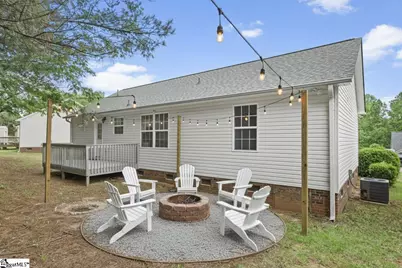 141 Brookwood Creek Drive, Landrum, SC 29356 - Photo 4