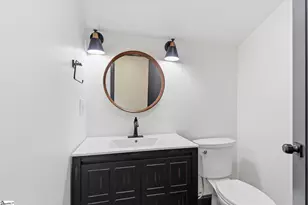 1 E 5th St, Greenville, SC 29611 - Photo 22
