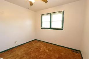 127 Norris Ct, Spartanburg, SC 29306 - Photo 18