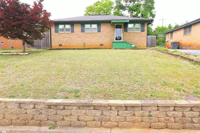 127 Norris Court, Spartanburg, SC 29306 - Photo 1