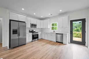 836 Melton Ave, Spartanburg, SC 29303 - Photo 6
