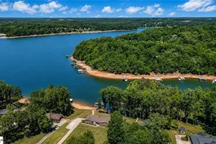 2212 Surfside Dr, Anderson, SC 29625 - Photo 2