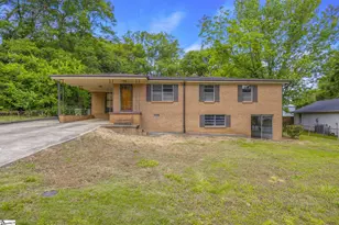 119 Pleasant Dr, Mauldin, SC 29662 - Photo 1