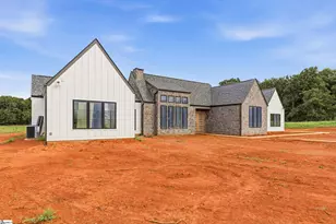 756 Garrison Rd, Pelzer, SC 29669 - Photo 6