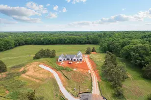 756 Garrison Rd, Pelzer, SC 29669 - Photo 2