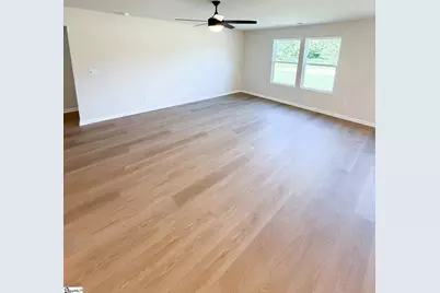 17994 Hwy 101 S, Gray Court, SC 29645 - Photo 4