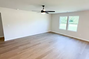 17994 Hwy 101 S, Gray Court, SC 29645 - Photo 4