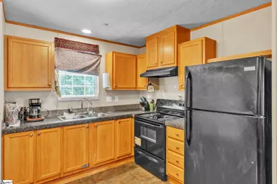 115 Lyle Drive, Taylors, SC 29687 - Photo 8