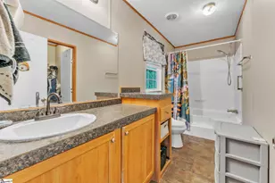 115 Lyle Dr, Taylors, SC 29687 - Photo 14