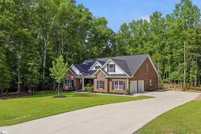 218 Adair Place, Laurens, SC 29630 - Photo 32