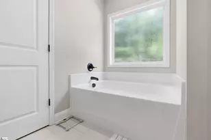 218 Adair Pl, Laurens, SC 29630 - Photo 20