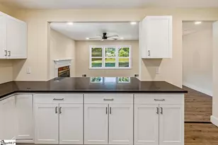 317 Cole St, Spartanburg, SC 29301 - Photo 18
