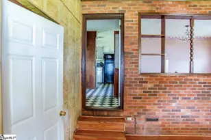 2014 Center St, Spartanburg, SC 29303 - Photo 8