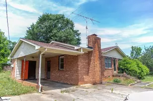 2014 Center St, Spartanburg, SC 29303 - Photo 4