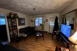 121 Holy St, Spartanburg, SC 29307 - Photo 2