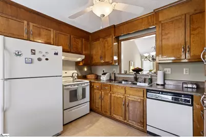 316 Angie Drive, Taylors, SC 29687 - Photo 32