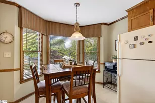 316 Angie Dr, Taylors, SC 29687 - Photo 4