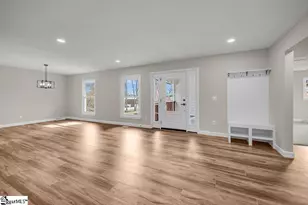 11 Confederate Cir, Taylors, SC 29687 - Photo 6