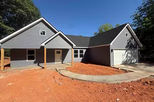110 Friendly St, Fountain Inn, SC 29644 - Photo 2