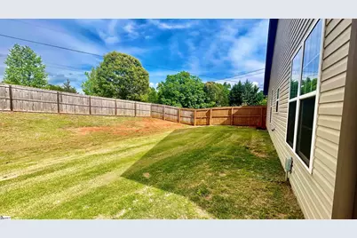 382 W Darby Road, Greenville, SC 29609 - Photo 34