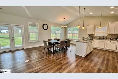 382 W Darby Road, Greenville, SC 29609 - Photo 14
