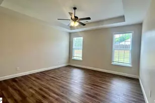 382 W Darby Rd, Greenville, SC 29609 - Photo 16