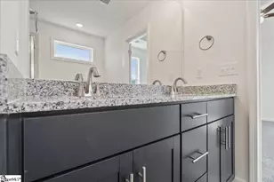 2045 Halton Oaks Dr, Spartanburg, SC 29303 - Photo 18